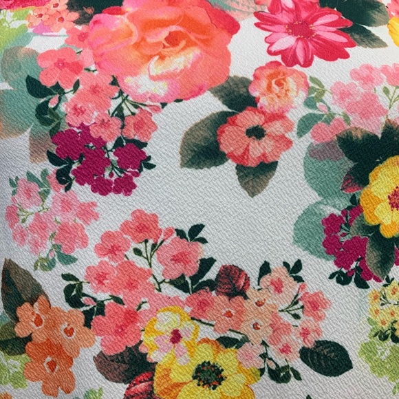 Quiz Floral Top Sleeveless Cami White Multicoloured Scallop Hem Colourful UK 12 - Picture 3 of 8